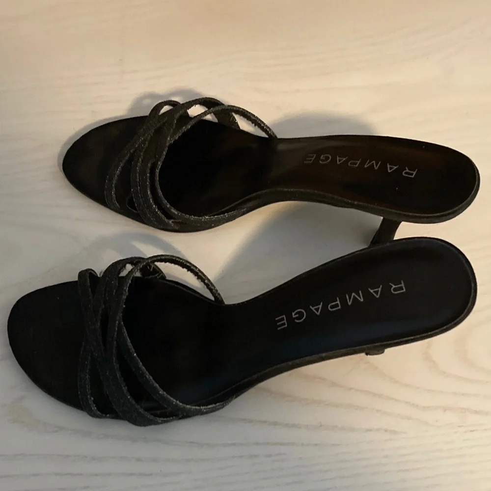 Rampage Elegant Black Strappy Heels - Picture 1 of 4